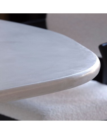 Table Maia sur mesure 105 cm de diamètre / béton ciré beige